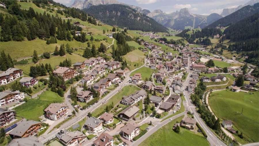 Hotel Garni Ruscel Santa Cristina Val Gardena Exterior photo